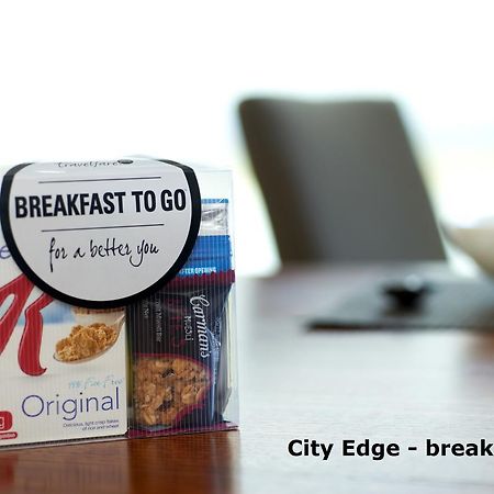 City Edge Dandenong Apartment Hotel Exterior foto